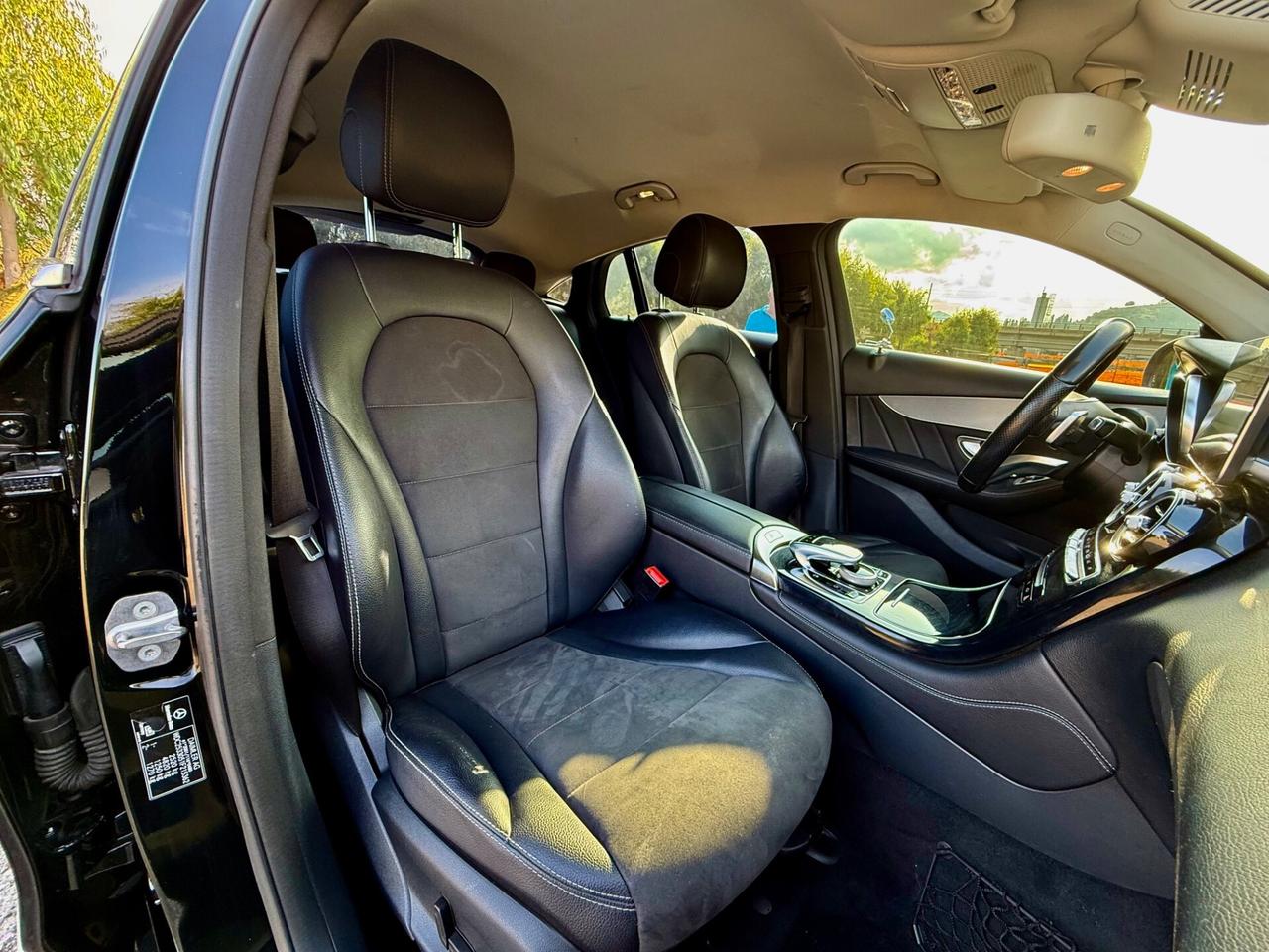 MERCEDES-BENZ GLC 220 D 4 MATIC AMG PREMIUM IVA ESPOSTA