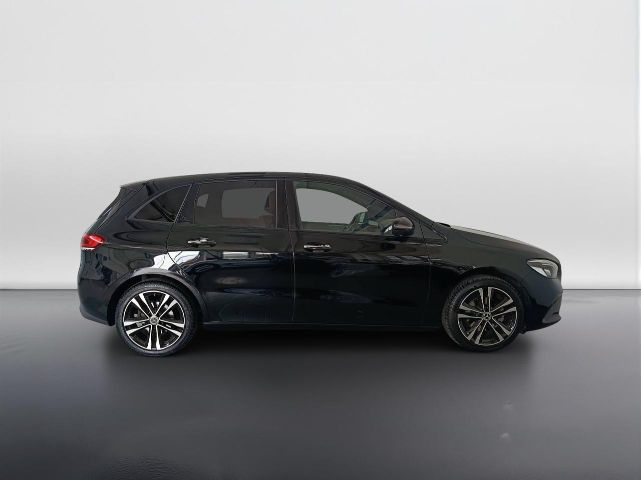 Mercedes-Benz Classe B - W247 2018 - B 180 d Sport Plus auto