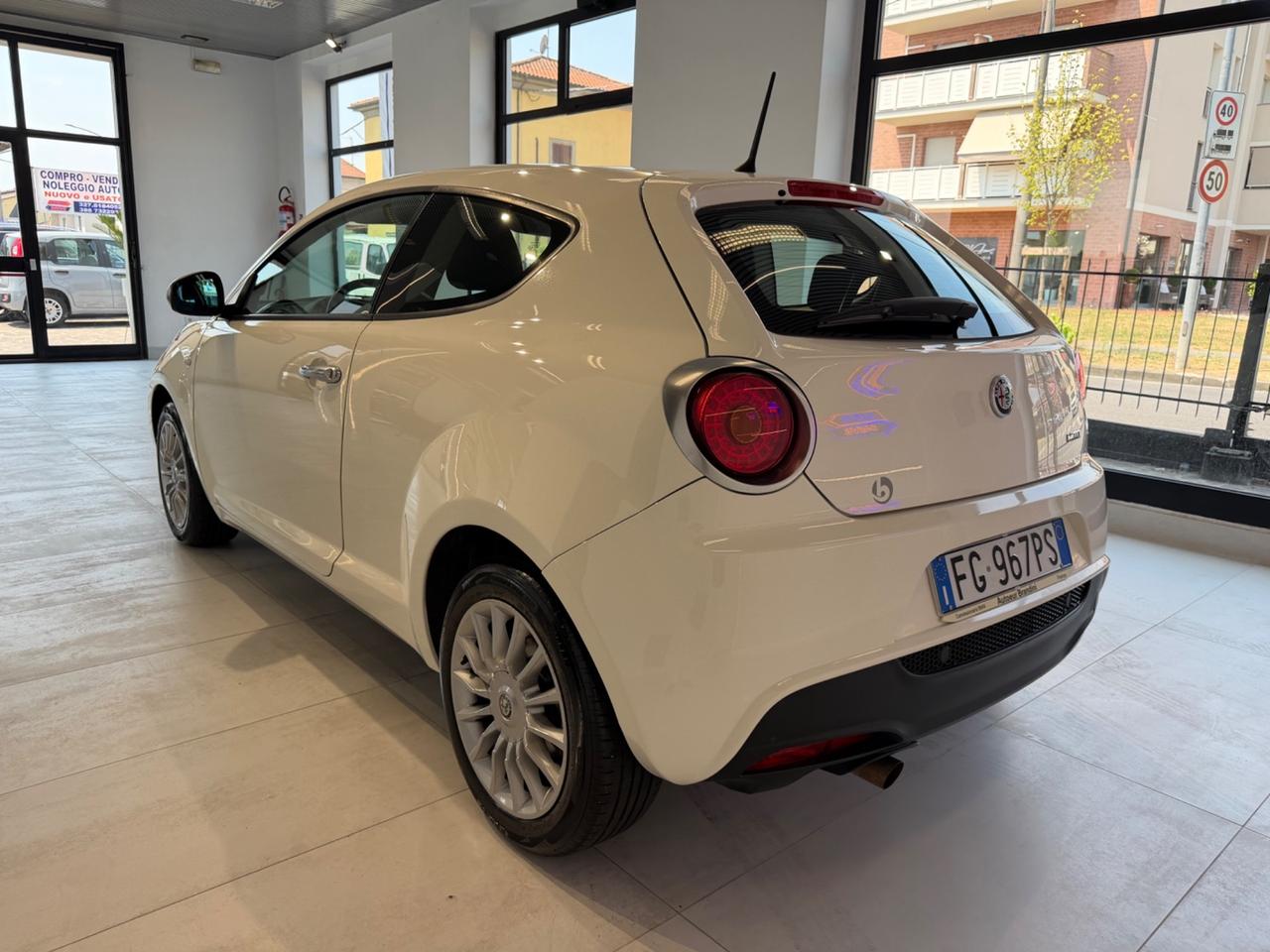 Alfa Romeo MiTo 1.4 78 CV “ 85 MILA KM CERTIFICATI “