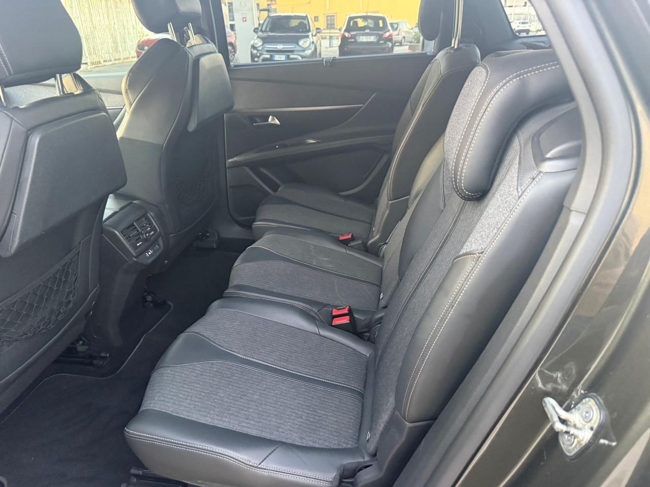 Peugeot 5008 BlueHDi 130cv S&S EAT8 GT