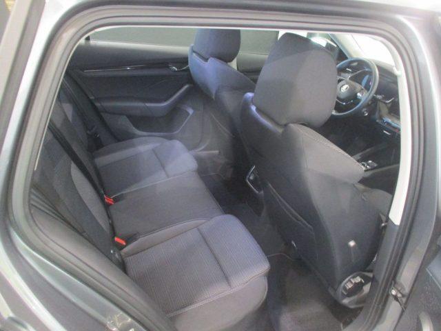 SKODA Octavia 2.0 TDI EVO SCR DSG Wagon UniPro ACC Radar LED Nav