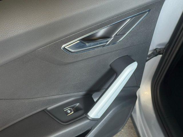 AUDI Q2 35 TFSI S tronic