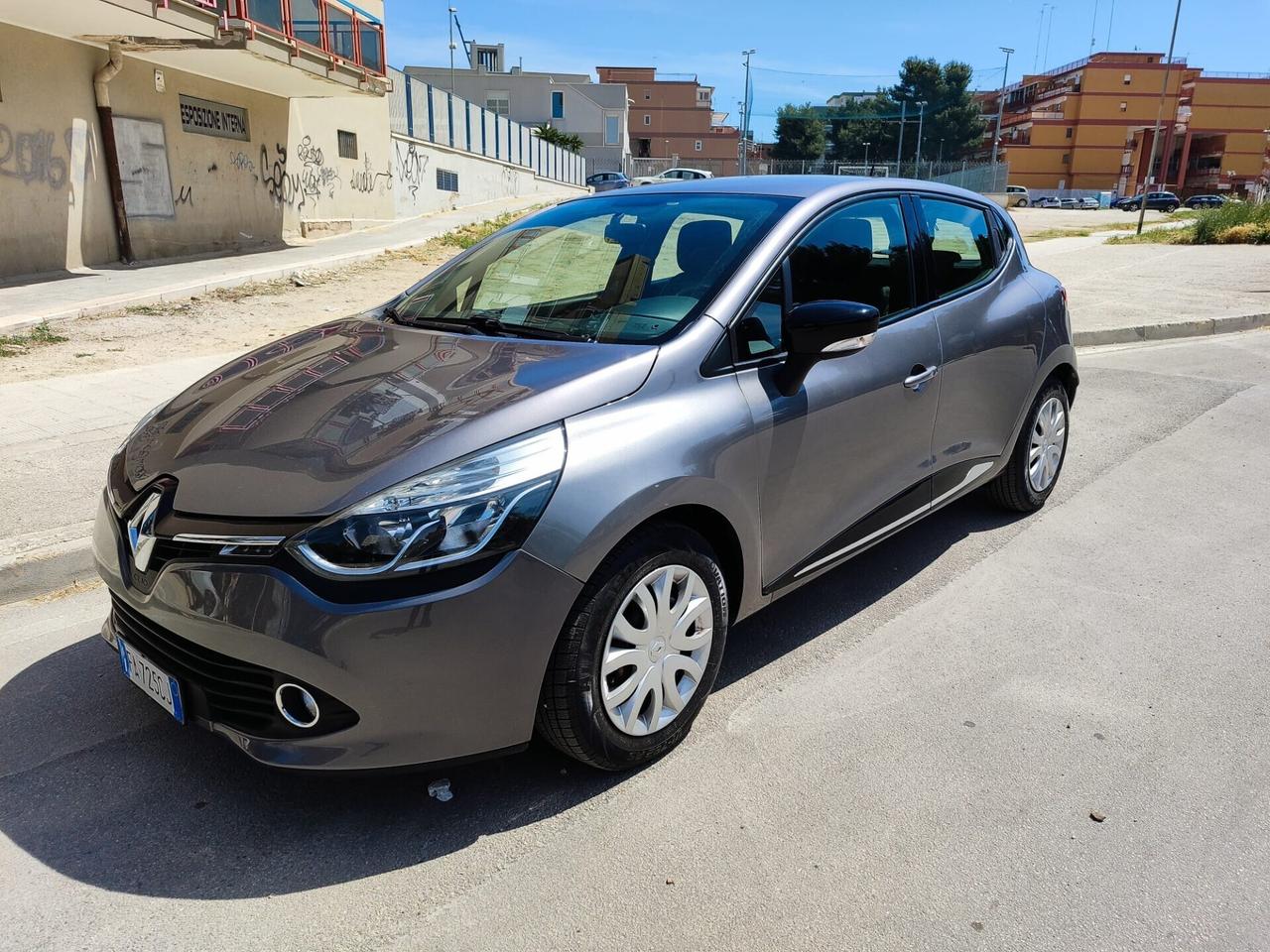 Renault Clio 1.5 dCi 8V 75CV 2015 PRONTA CONSEGNA!