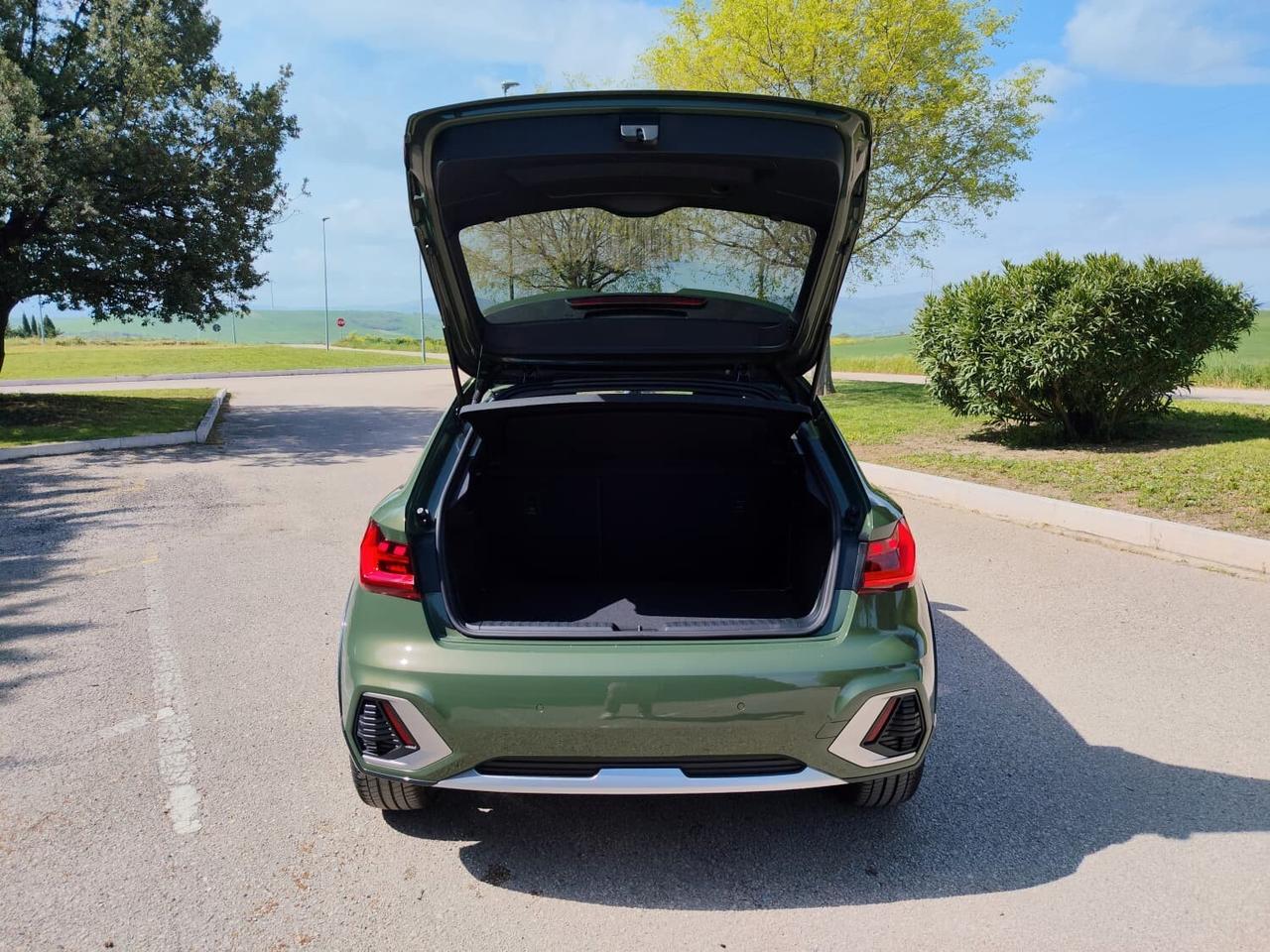 Audi A1 allstreet 30 TFSI S tronic Identity Contrast