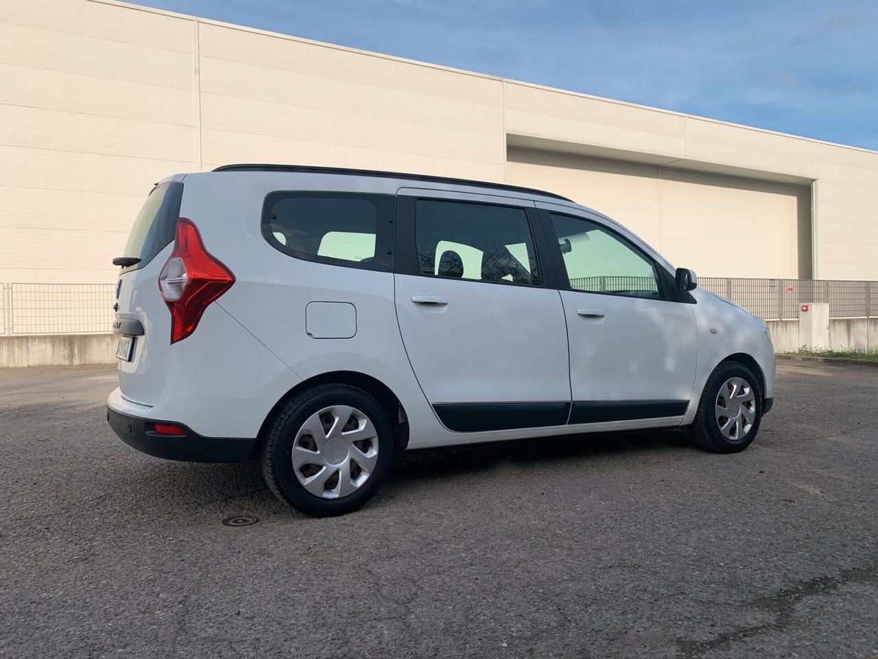 Dacia Lodgy 1.5 dCi 7 POSTI EURO 6