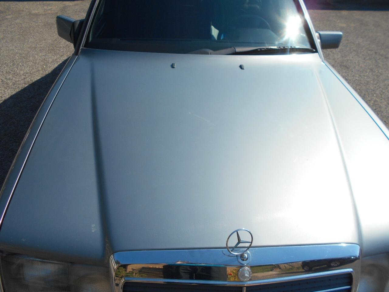 Mercedes-benz 200 e200