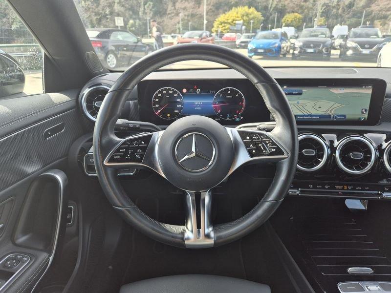 Mercedes-Benz CLA CLA Shooting Brake 200 d Night edition auto