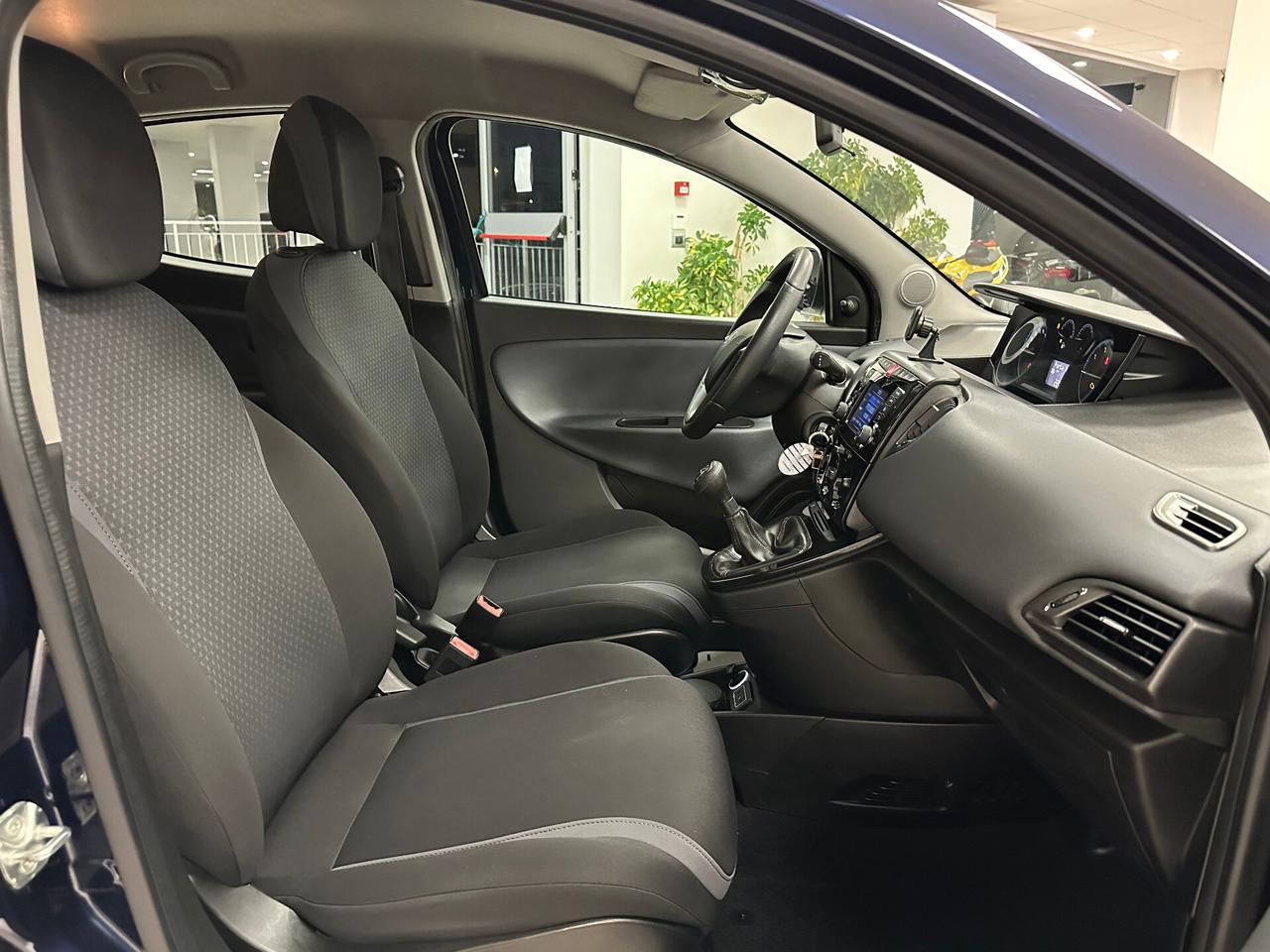 Lancia Ypsilon 1.3 MJT 16V 95 CV 5 porte S&S Gold - 2016