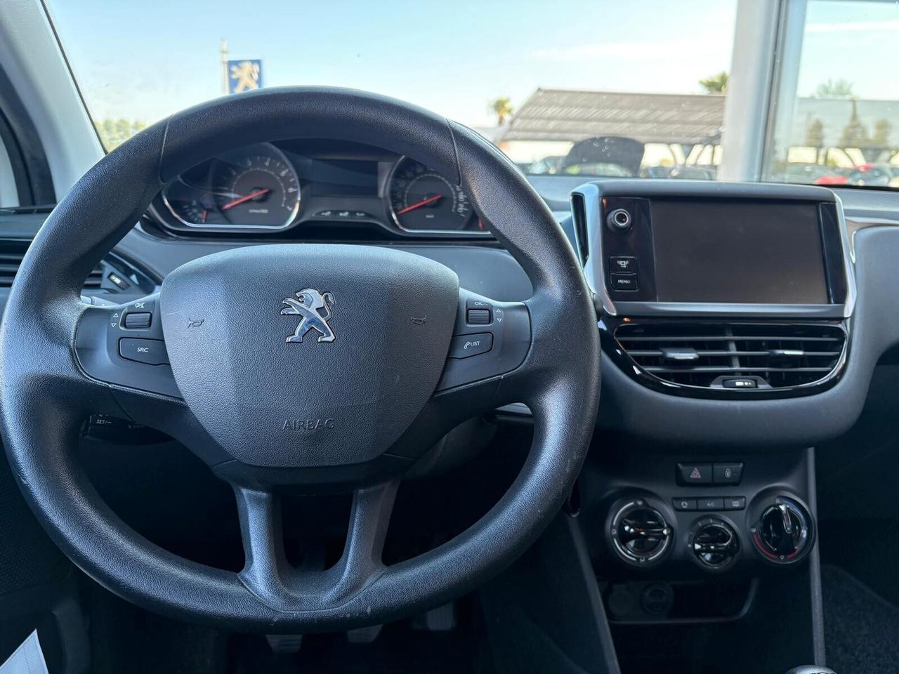 Peugeot 208 ACTIVE 1.2 VTi 82 CV 5 porte 51000 KM