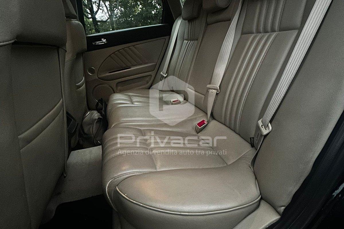 ALFA ROMEO 159 1.9 JTDm 16V Sportwagon Exclusive Q-Tronic