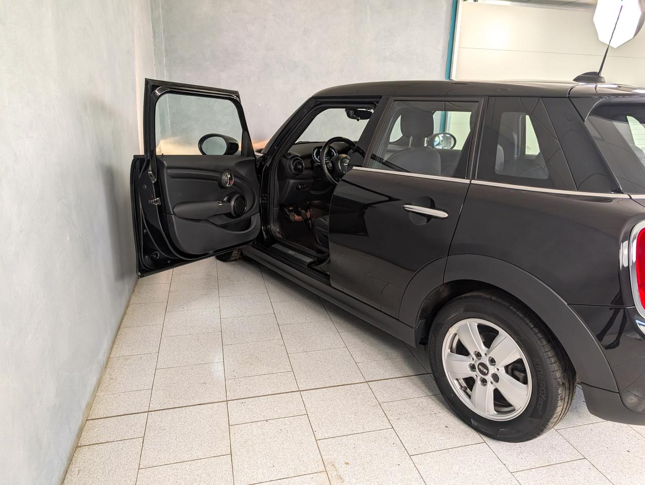 Mini One 1.5 102cv One