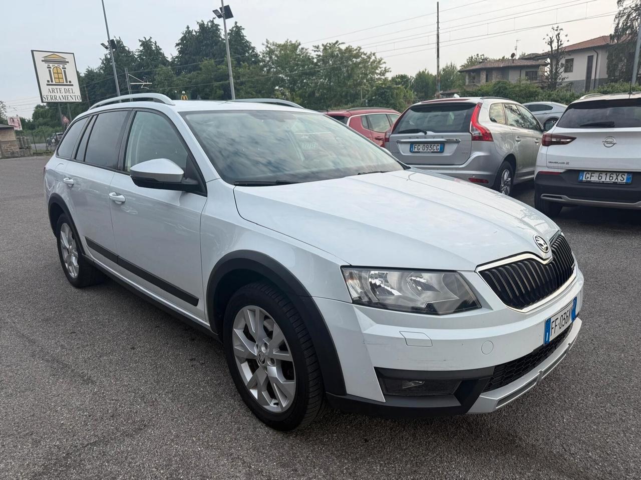 Skoda Octavia 2.0 TDI CR 180 CV 4x4 DSG Wagon Scout