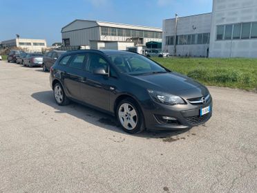 Opel Astra 1.4 Turbo 140CV Sports Tourer GPL Tech Elective