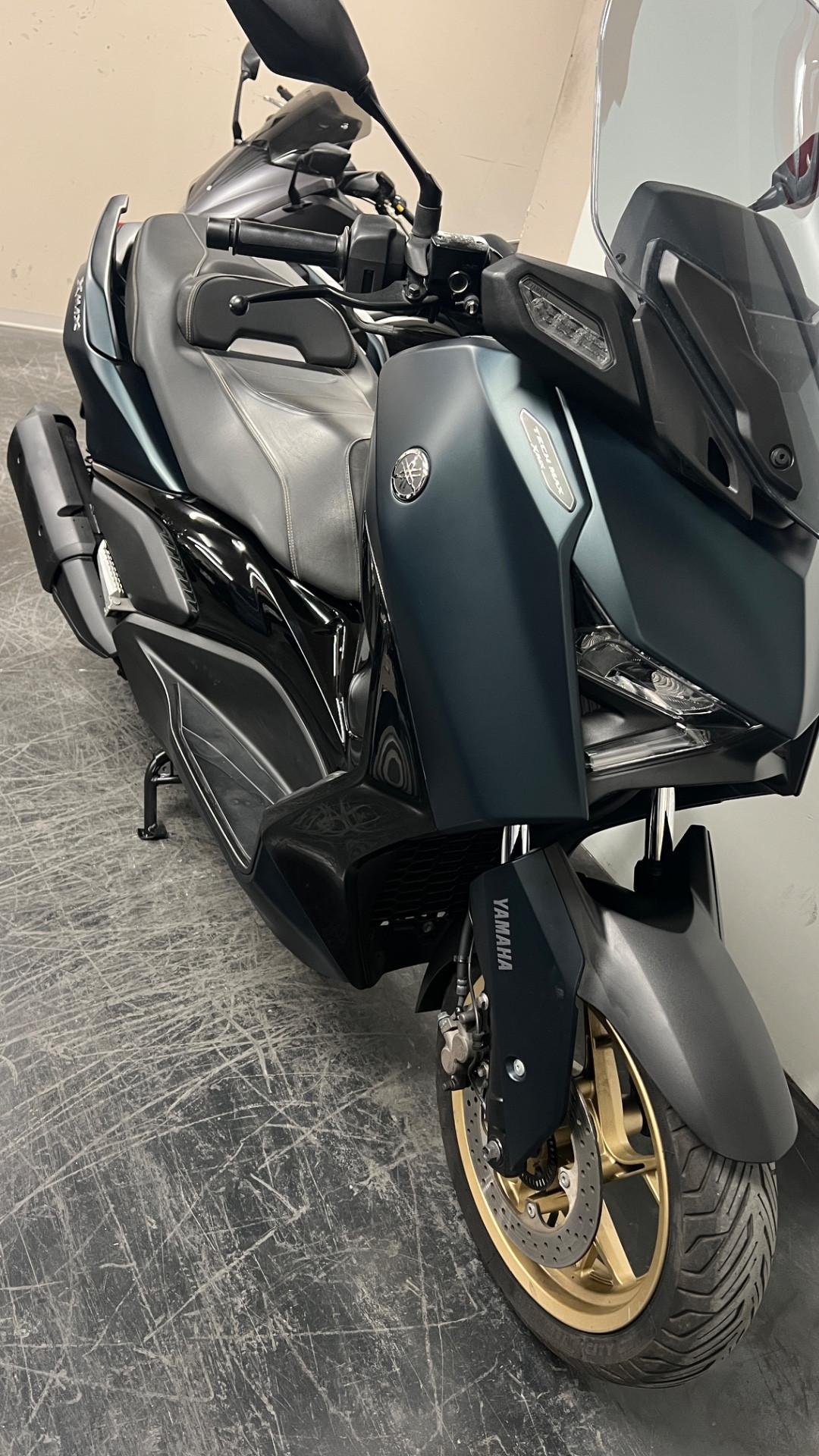 Yamaha X-Max 300 Tech max