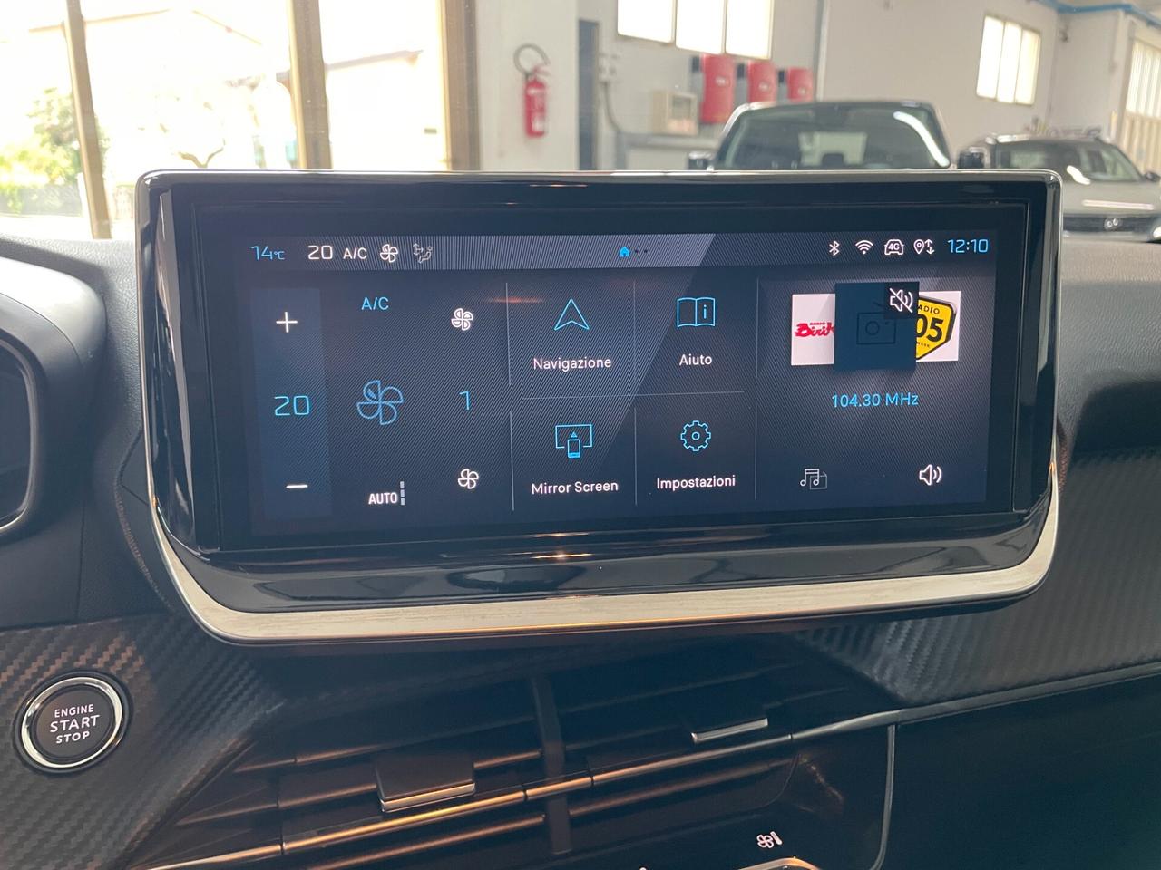 Peugeot 208 PureTech 100cv 5 porte Allure Telecamere navi