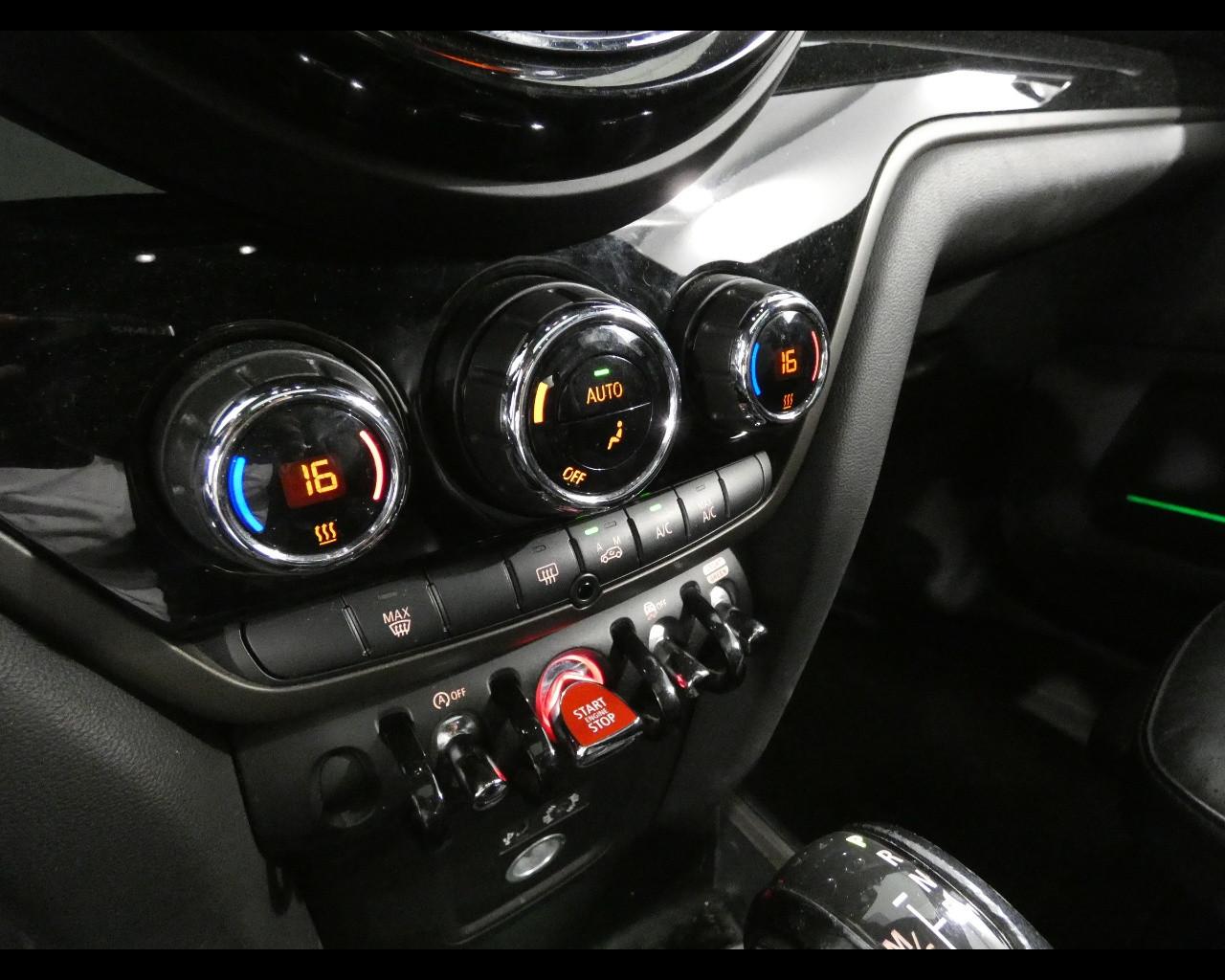 MINI Mini Countrym.(F60) - Mini 2.0 Cooper D Hype Countryman