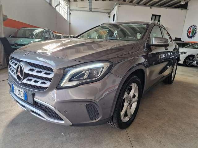 Mercedes-Benz GLA 200 GLA d Premium auto