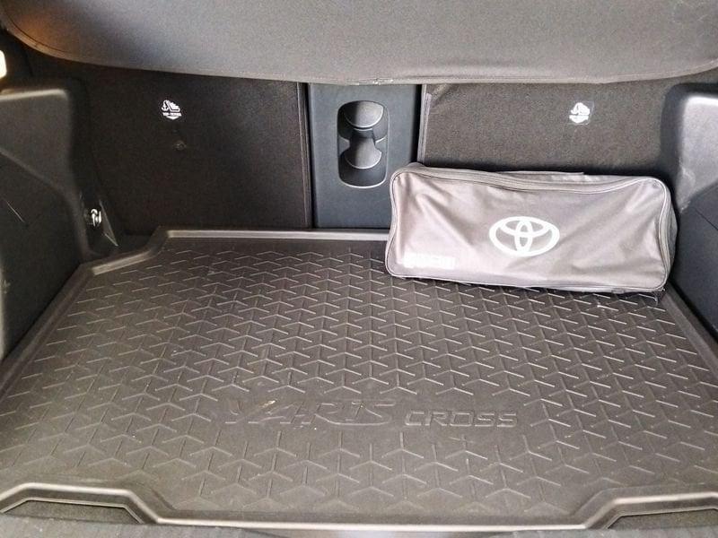 Toyota Yaris Cross 1.5H (116 CV) E-CVT Trend