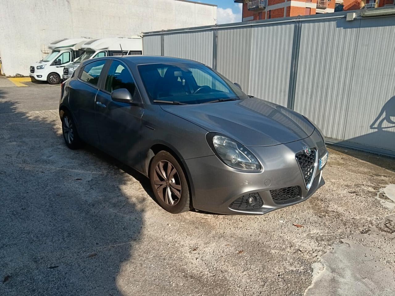 Alfa Romeo Giulietta 1.6 JTDm-2 105 CV Distinctive