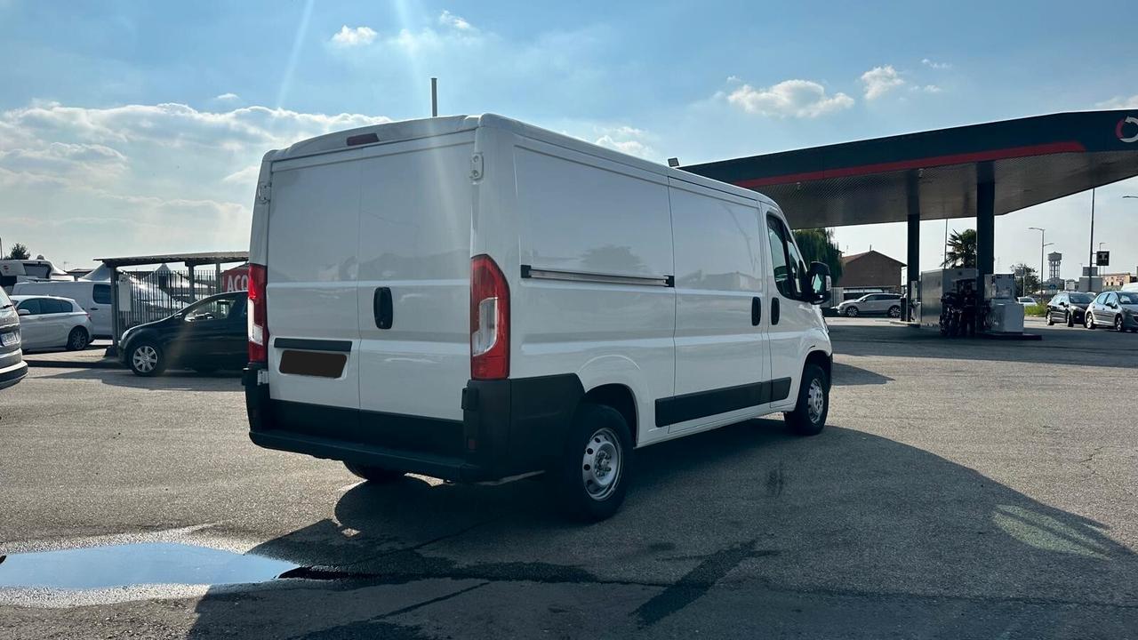 Peugeot BOXER AUTOCARRO
