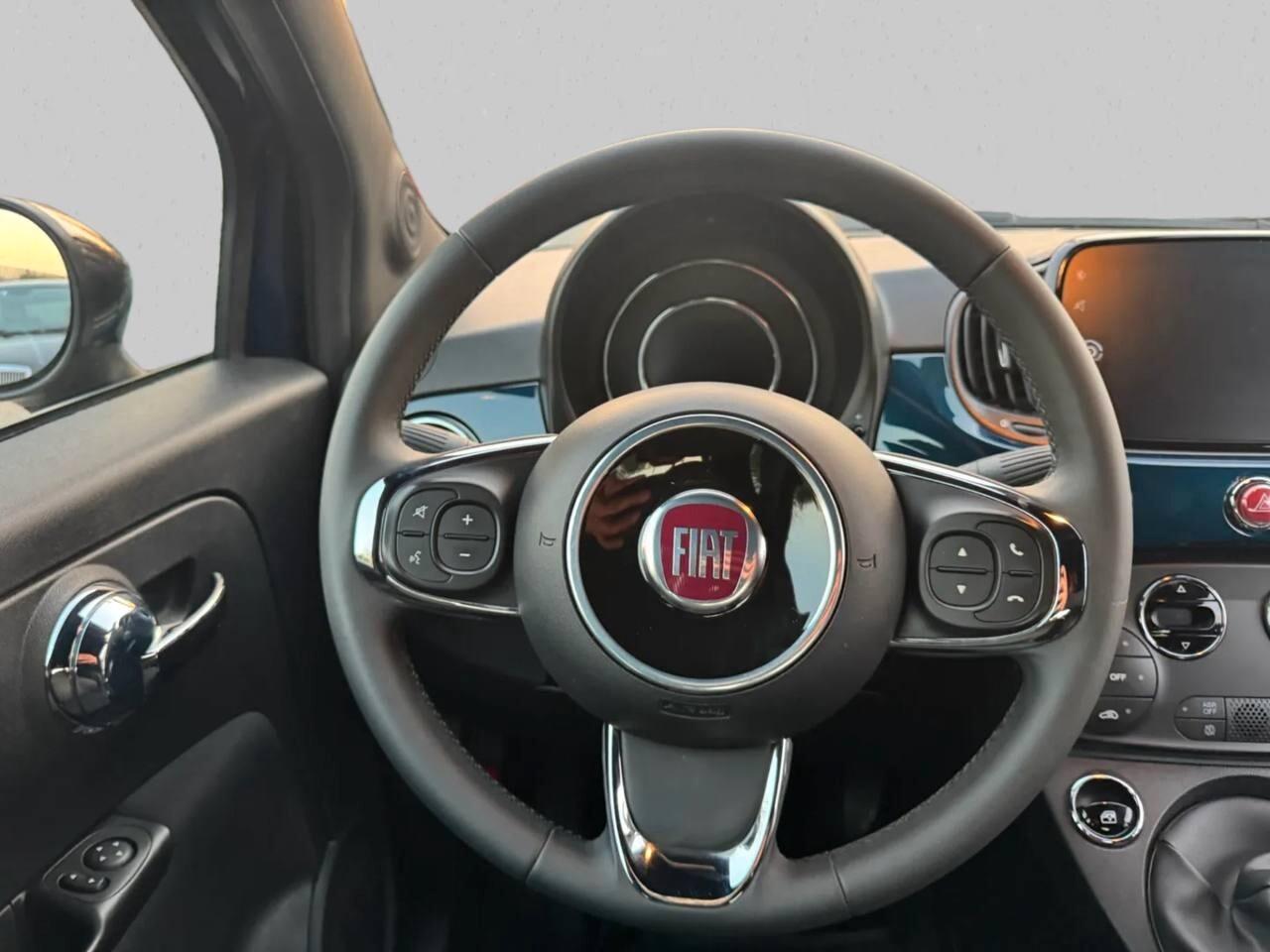 Fiat 500 C 1.0 Hybrid Dolcevita 09/2024