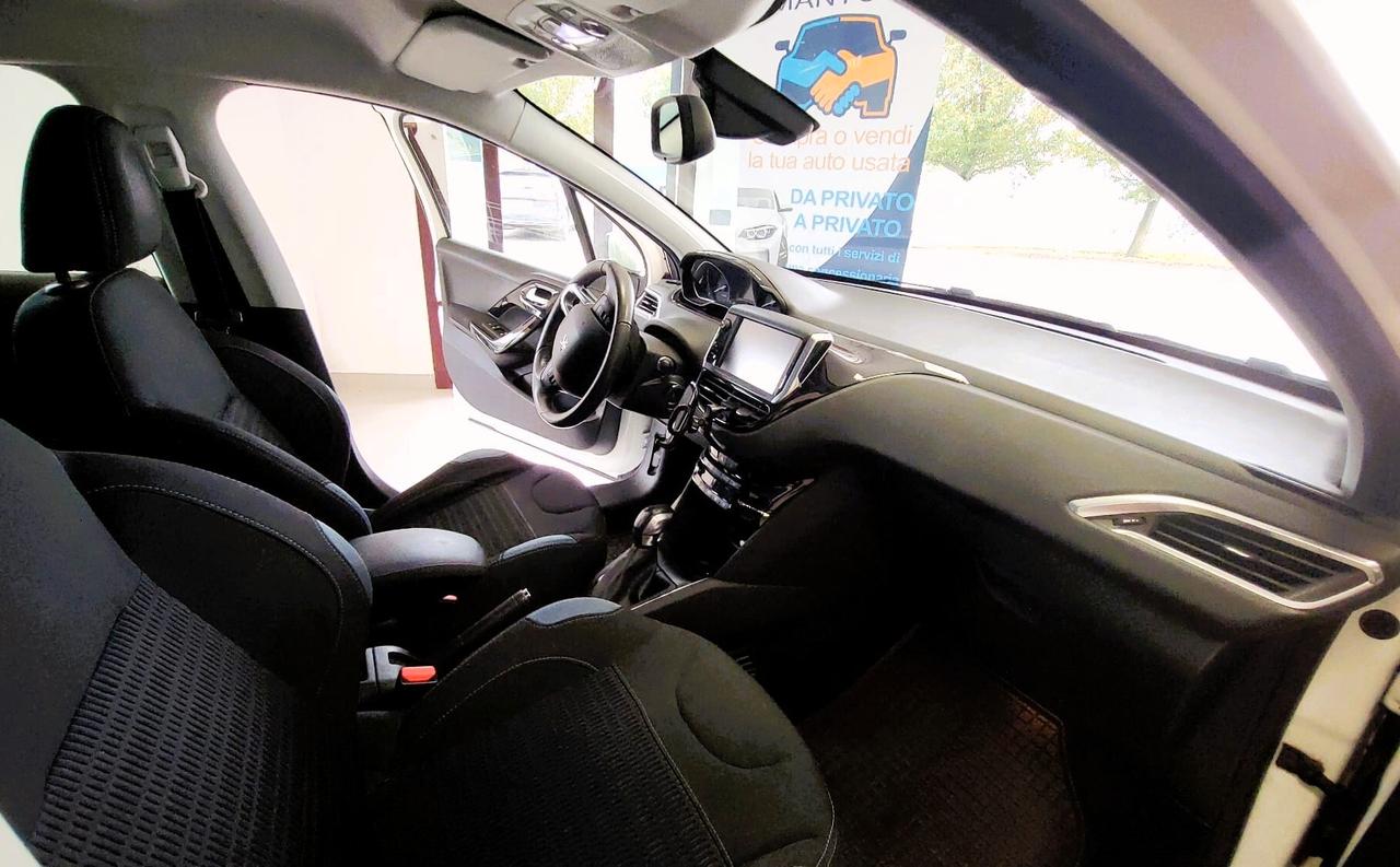 Peugeot 208 PureTech 82 5 porte Allure- PERFETTA IN OGNI DETTAGLIO