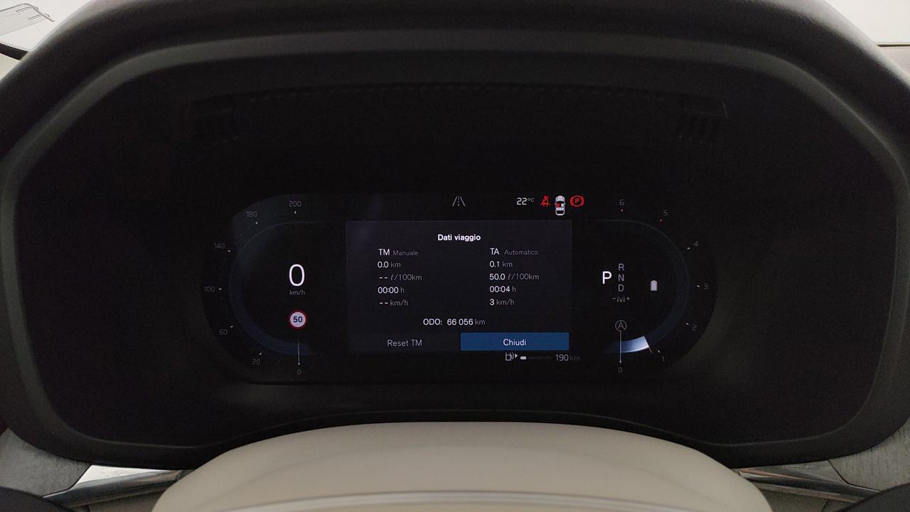 VOLVO XC60 2.0 b4 Momentum auto