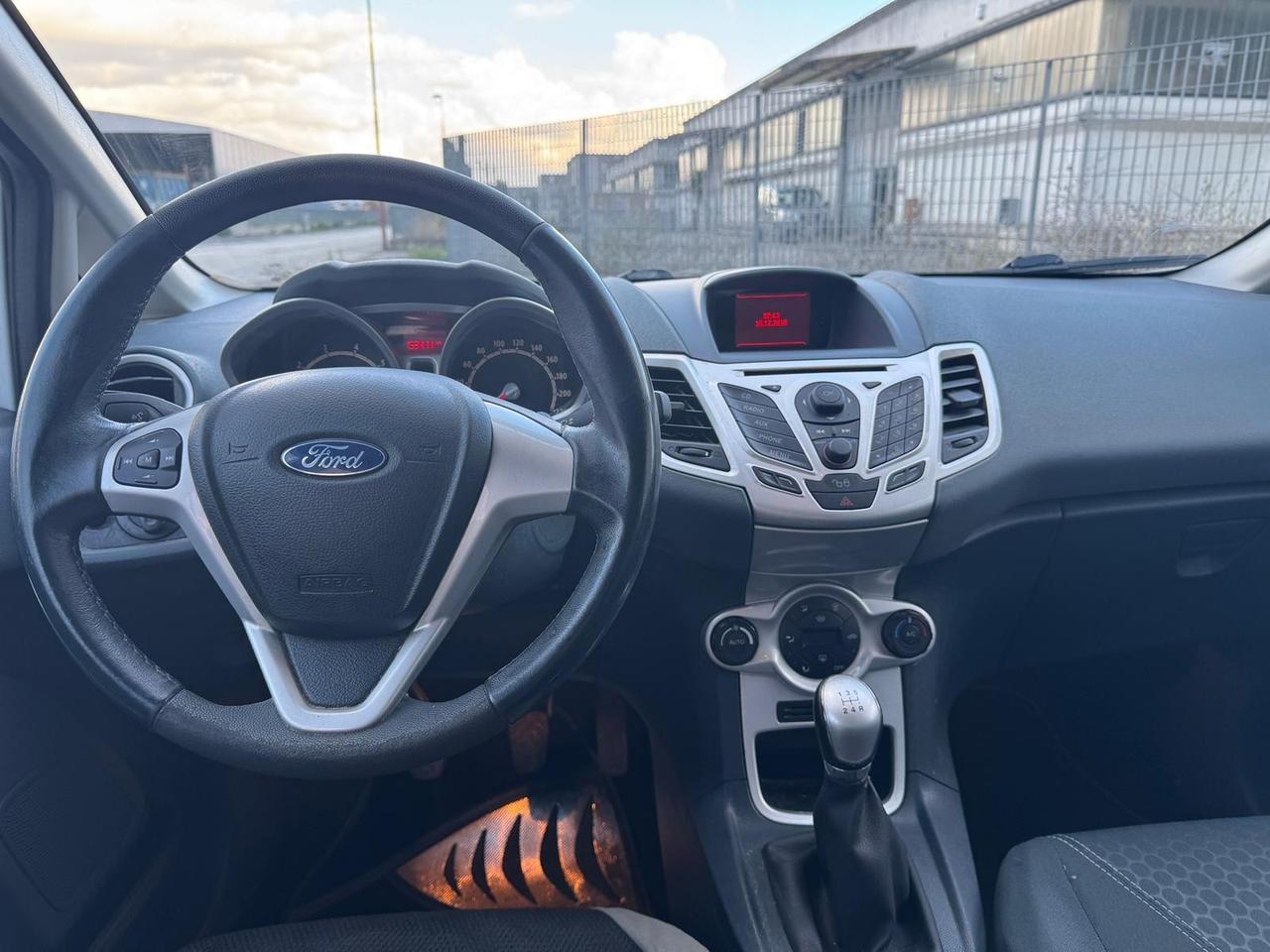 Ford Fiesta 1.2 60CV