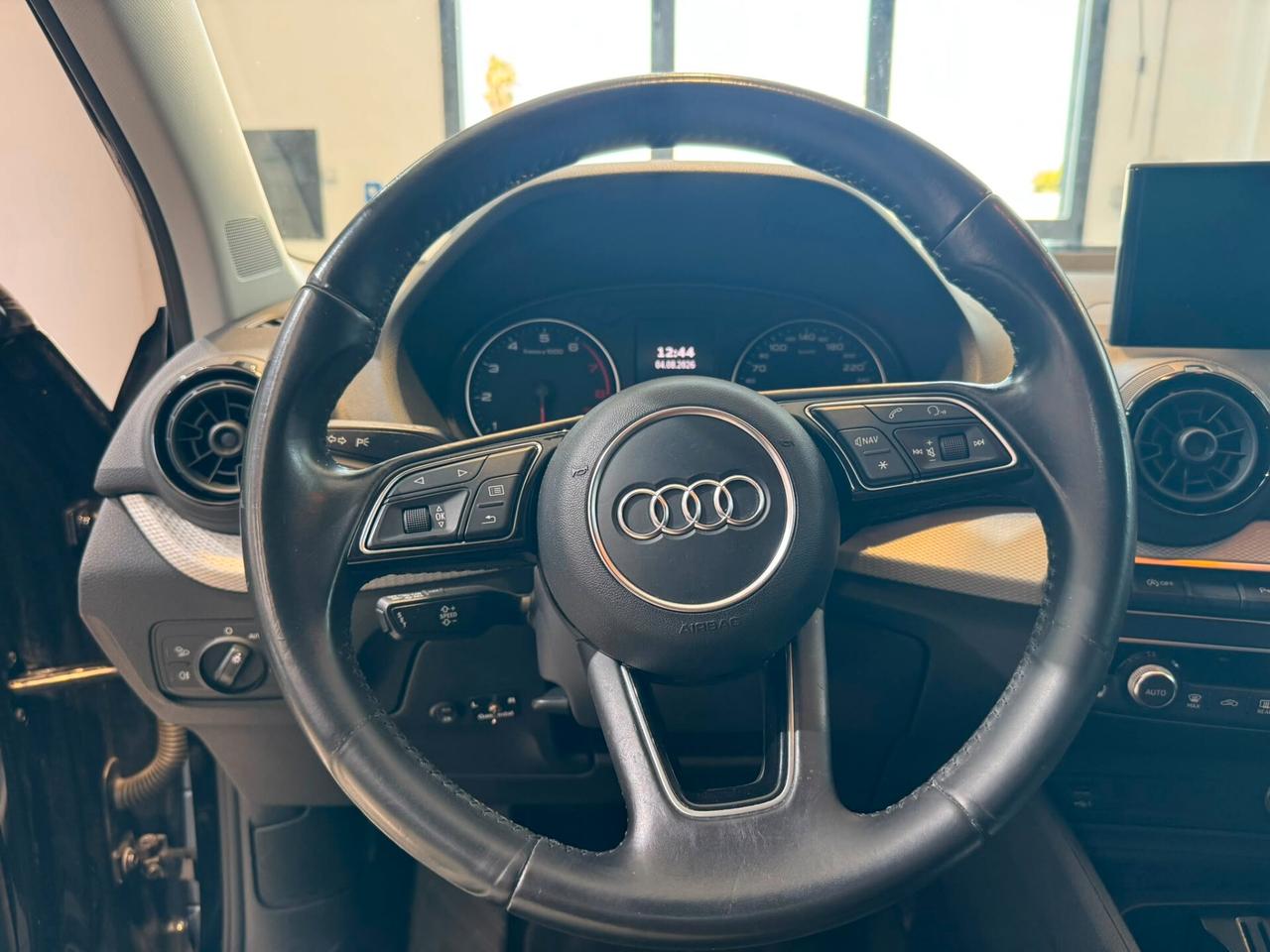 Audi Q2 40 TFSI quattro S tronic Business