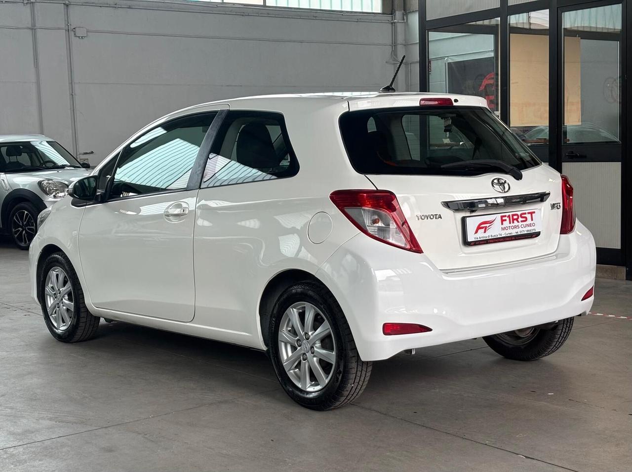 Toyota Yaris 1.0 3 porte Active