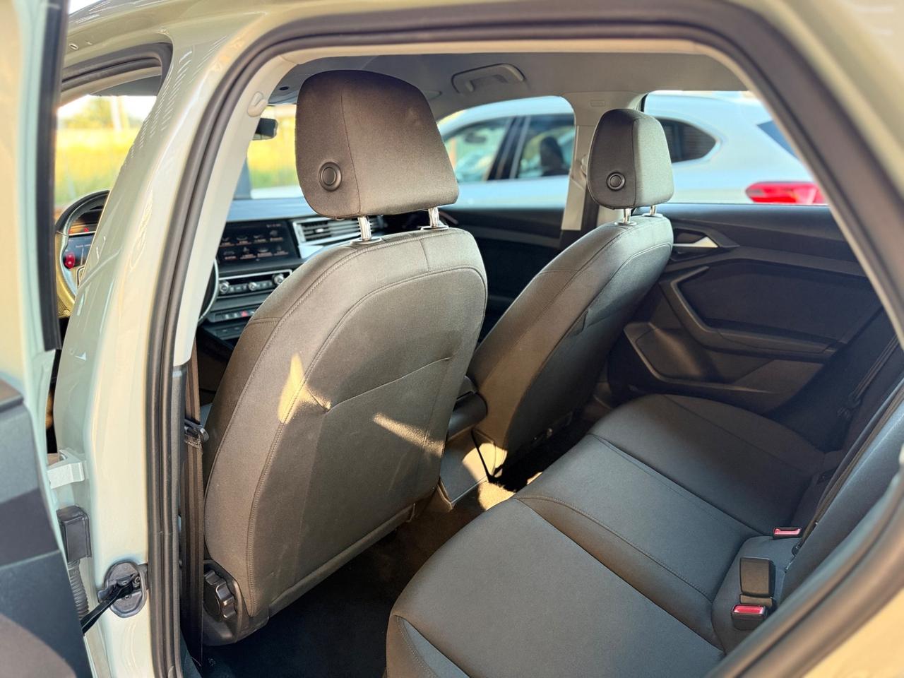 Audi A1 allstreet 30 TFSI Identity Contrast