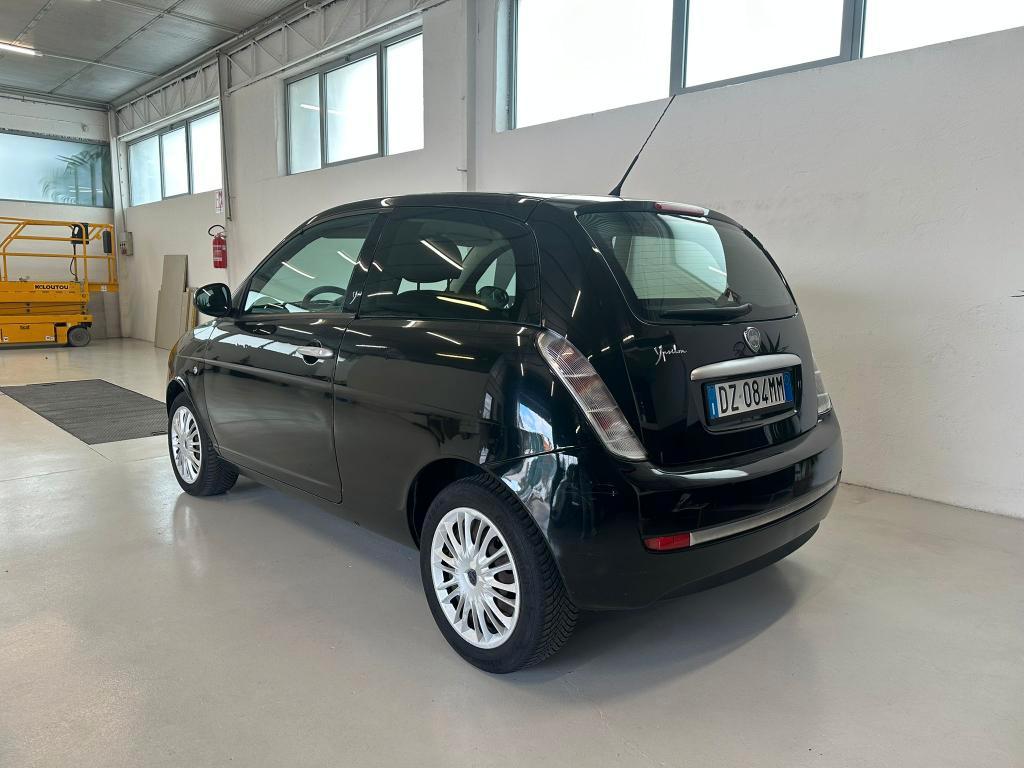 Lancia Ypsilon Ypsilon II 1.2 8v Argento