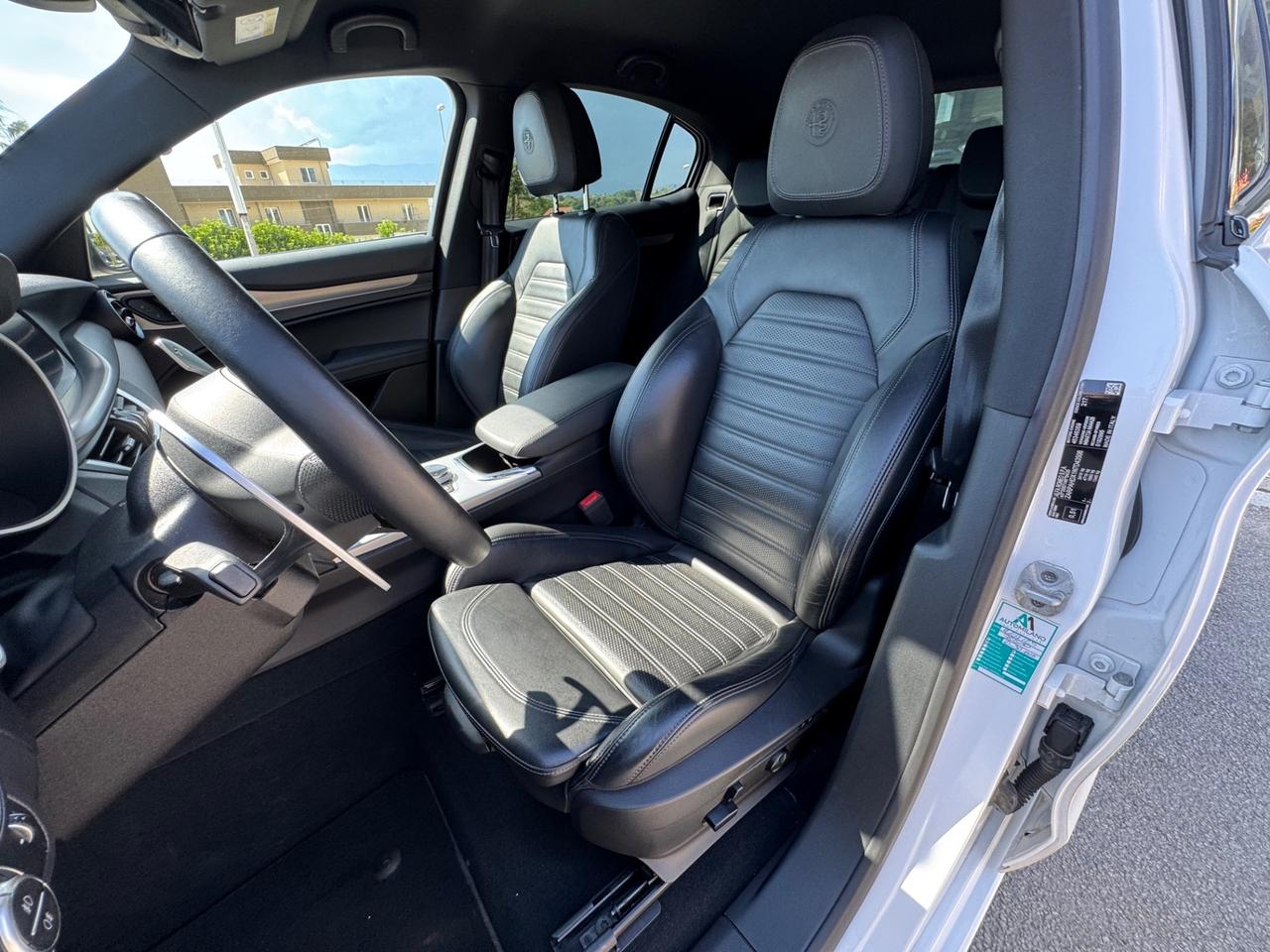 Alfa Romeo Stelvio 2.2 Turbodiesel 210 CV AT8 Q4 Veloce