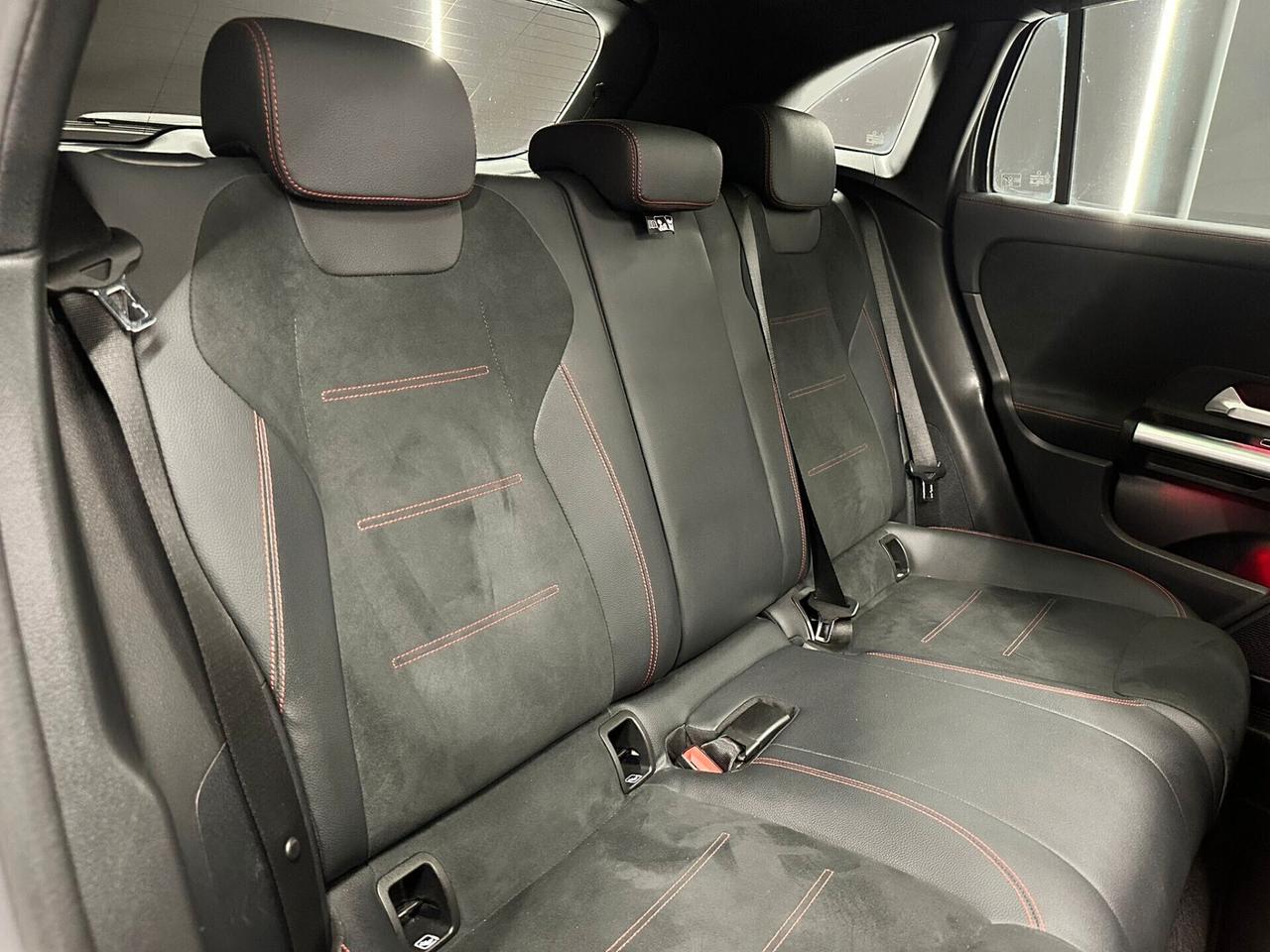 Mercedes GLA 220d 190 CV 4Matic Night Edition 2024