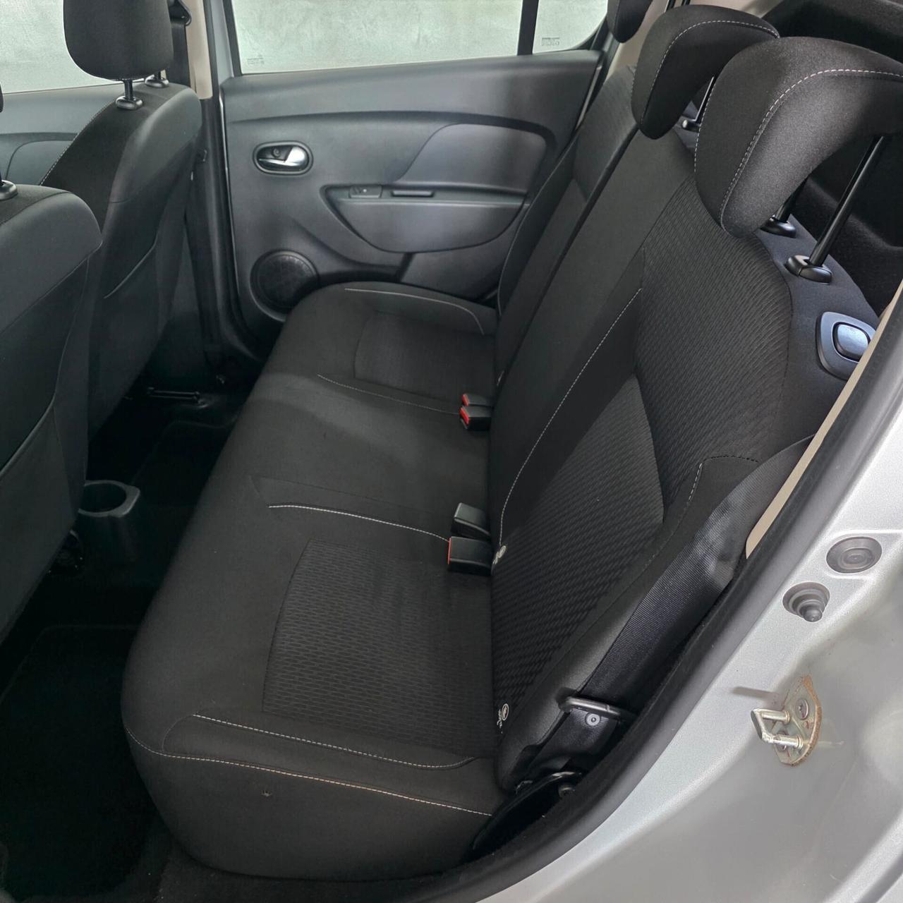 Dacia Sandero 1.0 BENZINA NEOPATENTATI