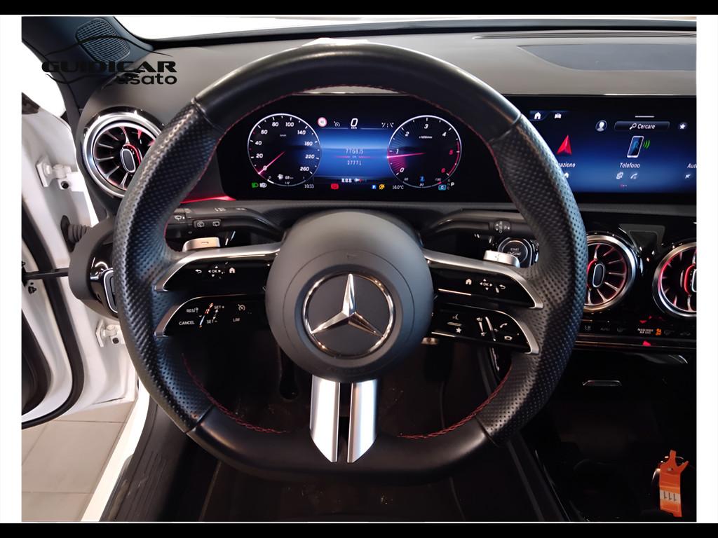 Mercedes-Benz Classe A - W177 2023 - A 180 d AMG Line Advanced Plus auto