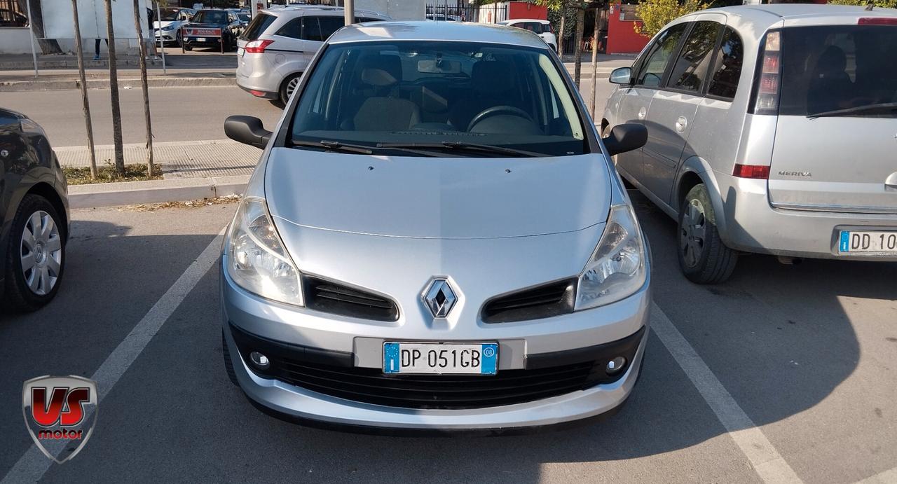RENAULT CLIO 1.5 DCI-2008