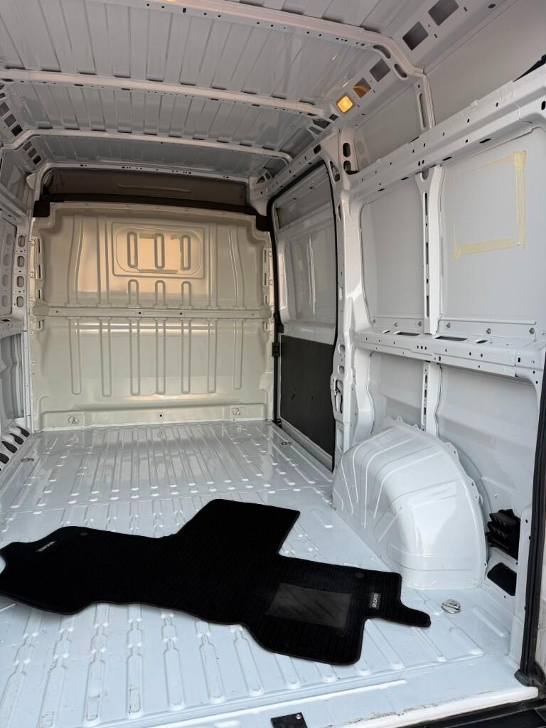 Fiat Ducato 30 2.2 Mjt 140CV PM-TM Furgone