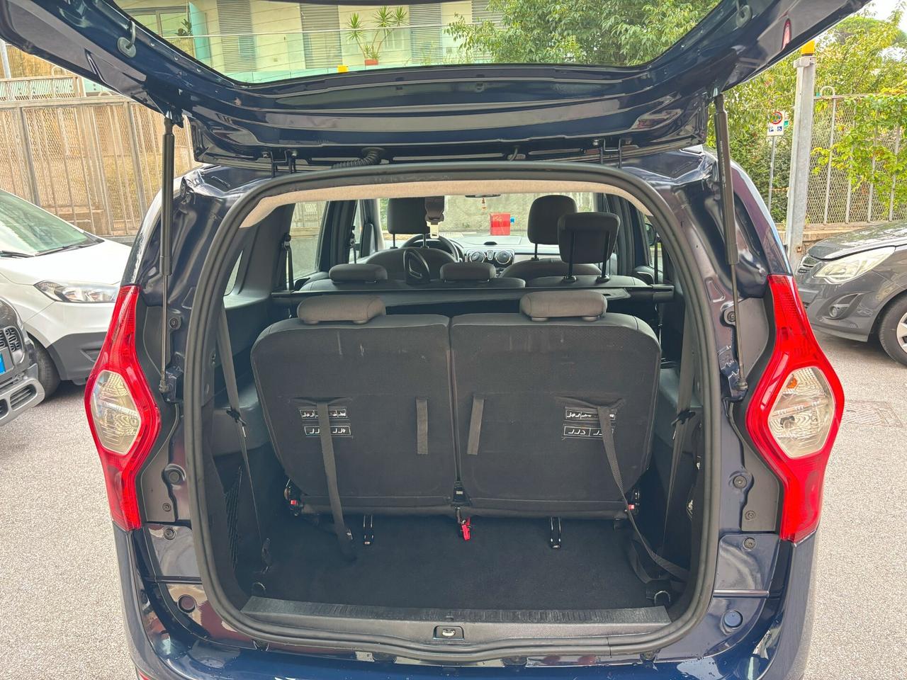 Dacia Lodgy 1.6 8V 85CV 7 posti Lauréate UNIPROPRIETARIO