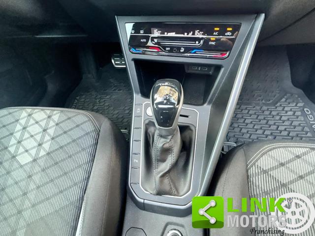 VOLKSWAGEN Taigo R LINE - 150CV - AUT.