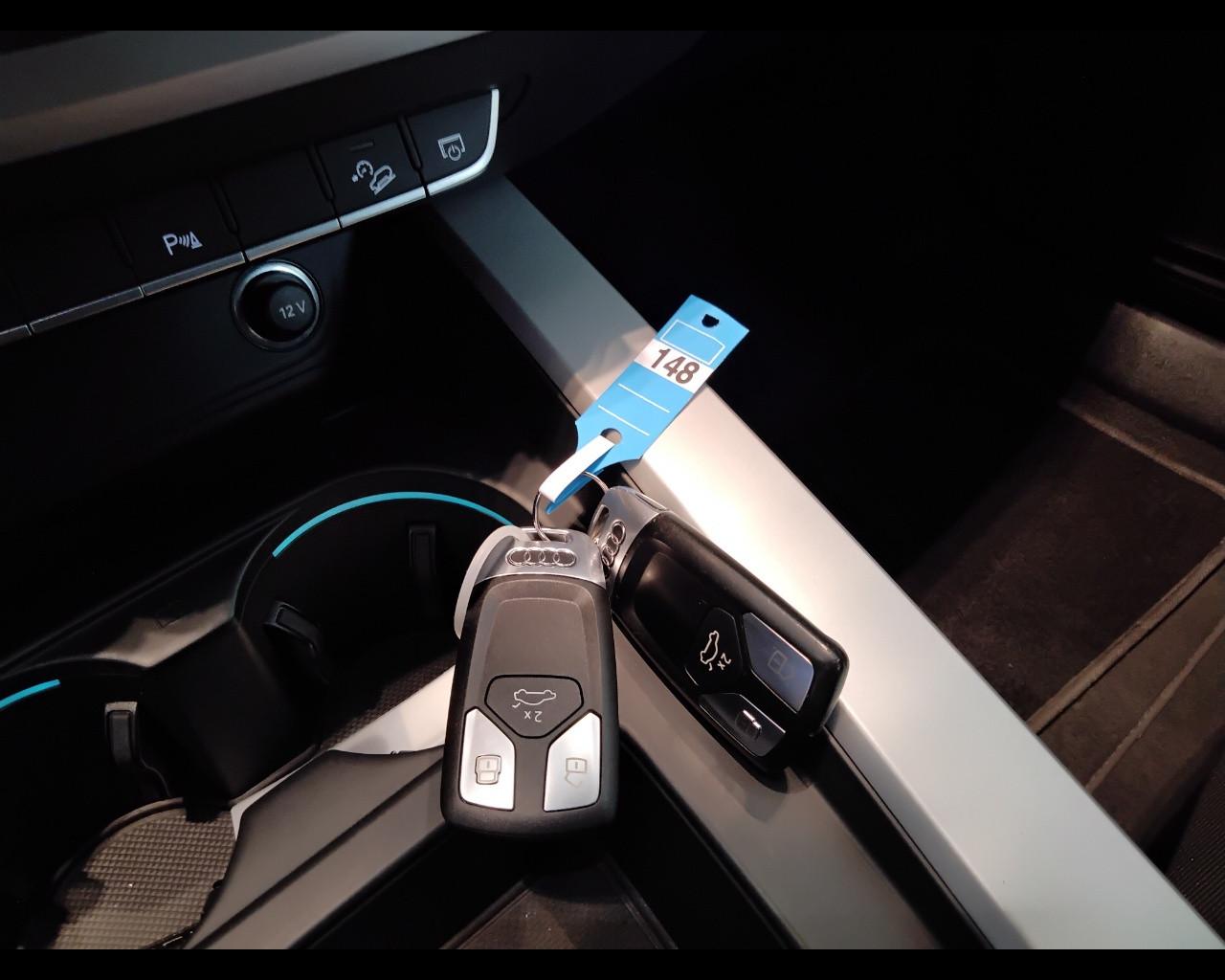 AUDI A4 V 2019 Allroad Quattro - A4 Allroad 40 2.0 tdi mhev Business Evolution quattro 204cv s-tronic