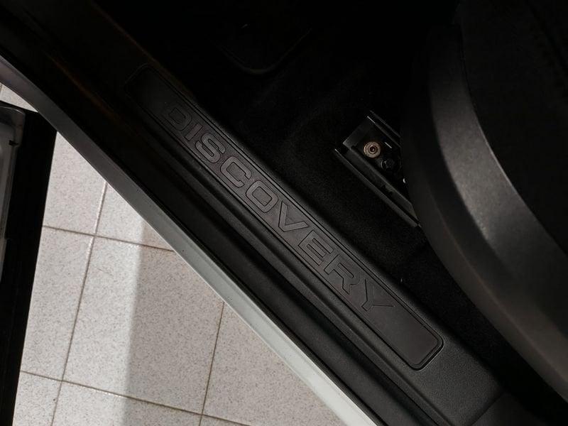 Land Rover Discovery Sport 2.0 TD4 150 CV Dark Edition