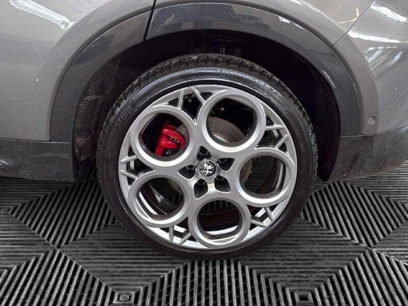 Alfa Romeo Tonale 1.3 280cv Plug-in Hybrid AT6 Veloce Q4