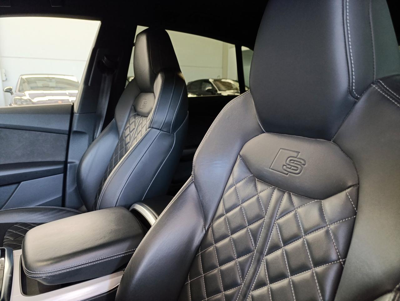 Audi Q8 55 3.0 tfsi mhev Sport quattro tiptronic
