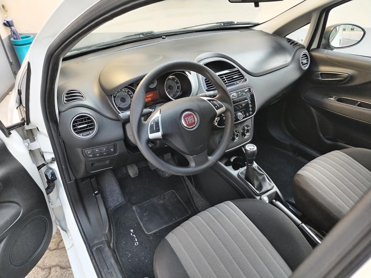 Fiat Punto 1.3 MJT II S&S 95 CV 5 porte Street