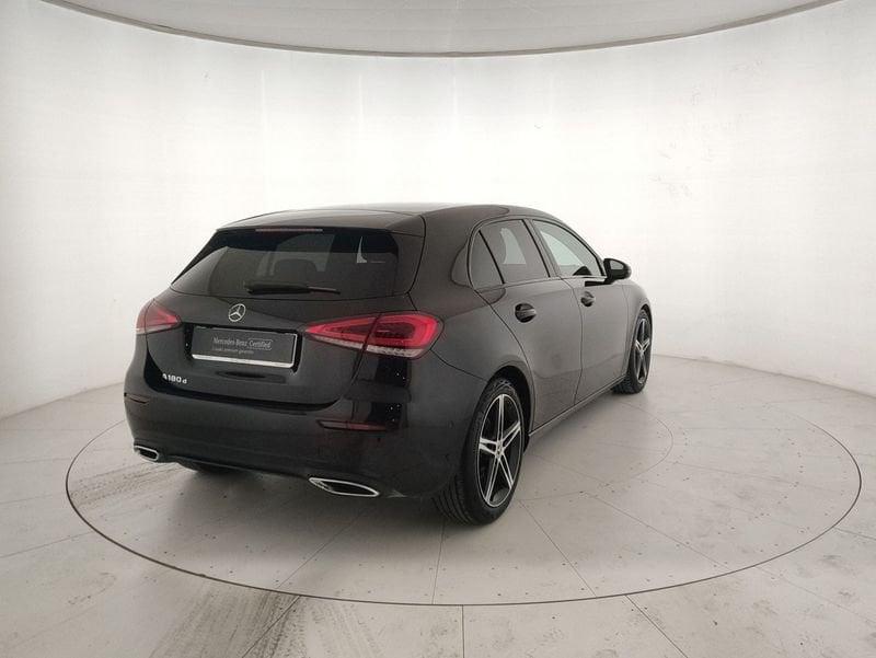Mercedes-Benz Classe A A 180 d Sport Night edition auto