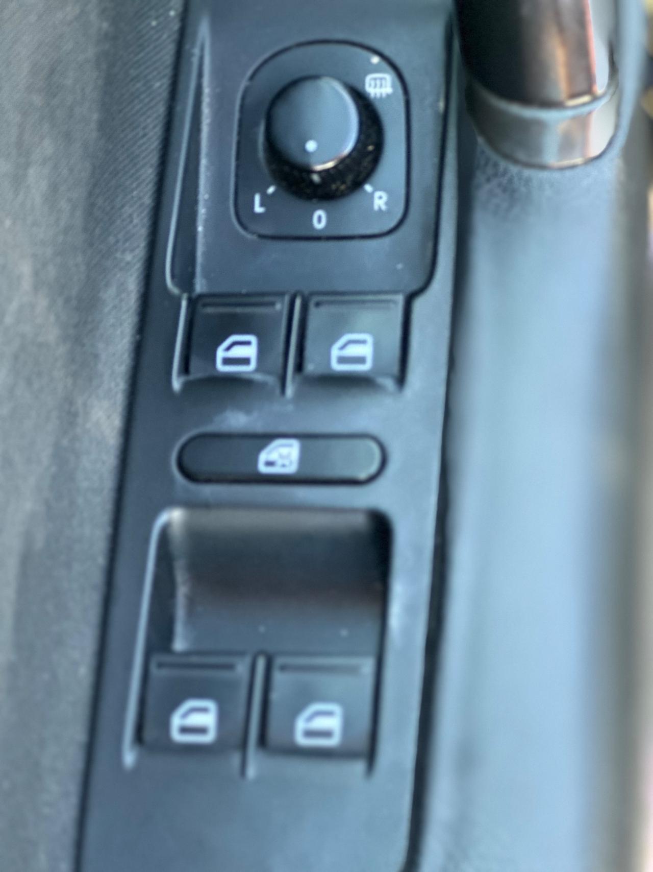 Volkswagen Passat Var. 1.6 TDI (180.000KM) NEOPATENTATI