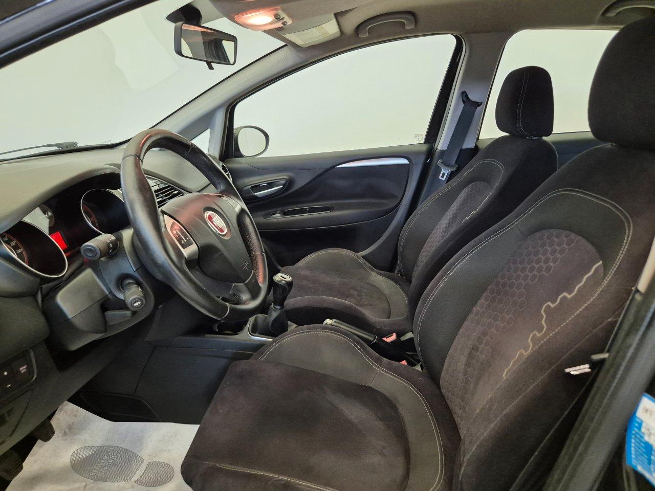 Fiat Punto 5p 1.3 mjt II 16v Lounge 75cv - PER COMMERCIANTI - NEOPATENTATI - UNIPROPRIETARIO - Bluetooth