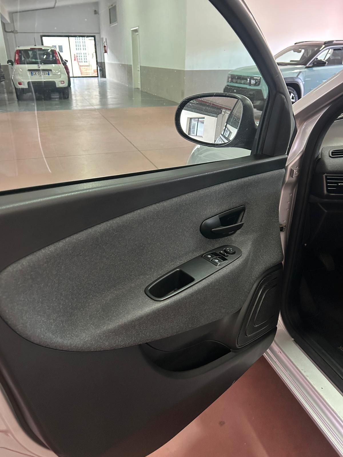 Lancia Ypsilon 1.0 FireFly 5 porte S&S Hybrid Ecochic Gold