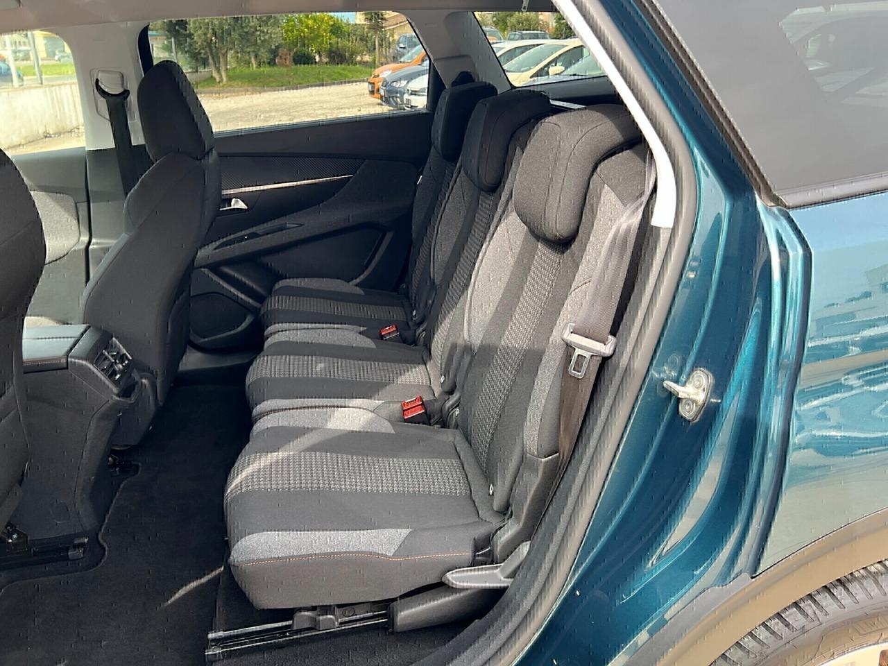 Peugeot 5008 BlueHDi 130 S&S EAT8 Business 2019